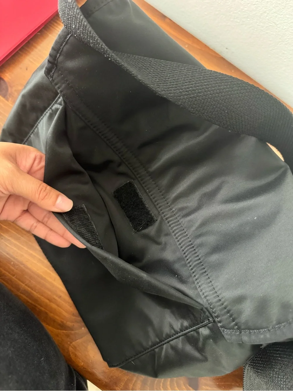 Kate Spade black Nylon Messenger Bag w/ adjustable shoulder strap
